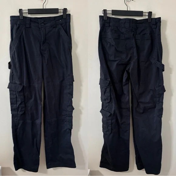 Abercrombie & Fitch Relaxed Cargo Pants Black Size 28 (6 LONG) - Picture 2 of 13